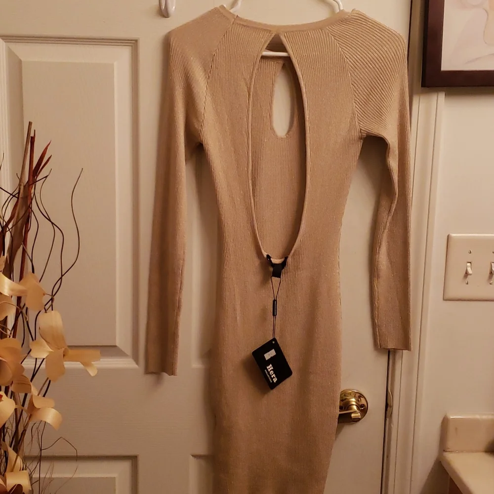 NEW Women Gold  Shimmer Dress💛 - Picture 5 of 5